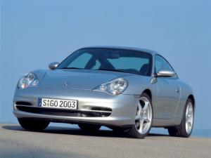 Porsche 911 Carrera 2004 года